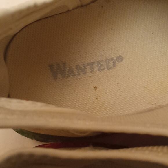 Wanted white rainbow soled infinity sneaker. Size 8 - Picture 3 of 6